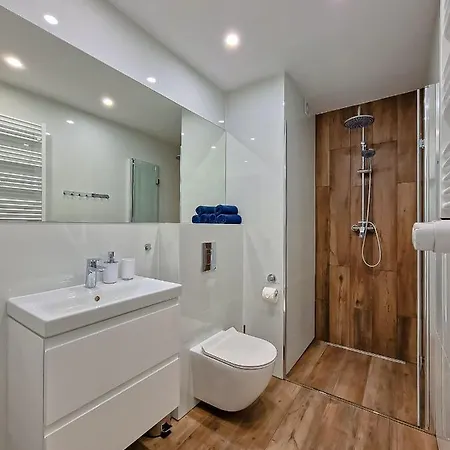 Apartment Z Basenem *