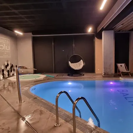 Z Basenem Apartment *