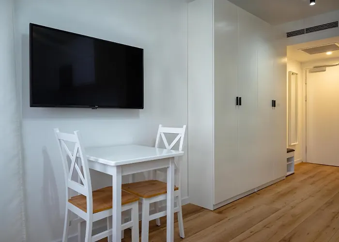 Apartament Z Basenem