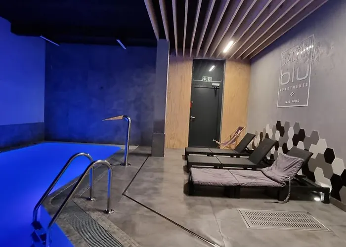 Z Basenem * Sarbinowo