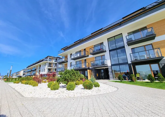 Z Basenem * Sarbinowo